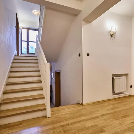 Villa *the Little Castle* With Heated Pool And Sauna Prague