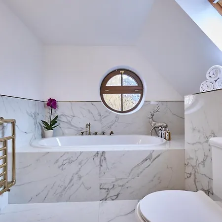 *the Little Castle* With Heated Pool And Sauna Villa Prague