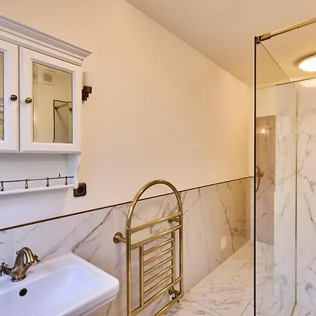 *the Little Castle* With Heated Pool And Sauna Villa Prague