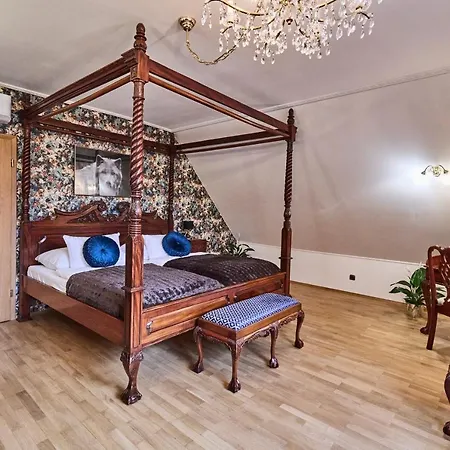 Βίλα *the Little Castle* With Heated Pool And Sauna